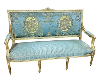 French Furniture French Vintage Vintage Sofa Antique Furniture New Upholstery Interior Design Baroque Furniture Rococo French