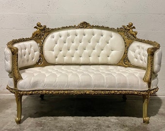 French Tufted Settee White Velvet Wedding Sofa French Tufted Sofa Vintage Furniture Antique Baroque Furniture Rococo Interior Design Vintage