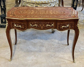 French table French Victorian Antique table Gothic furniture Antique furniture French antiques Gold 24k furniture