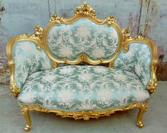 French Tufted Settee Wedding Sofa French Tufted Sofa Vintage Furniture Antique Baroque Furniture Rococo Interior Design Vintage