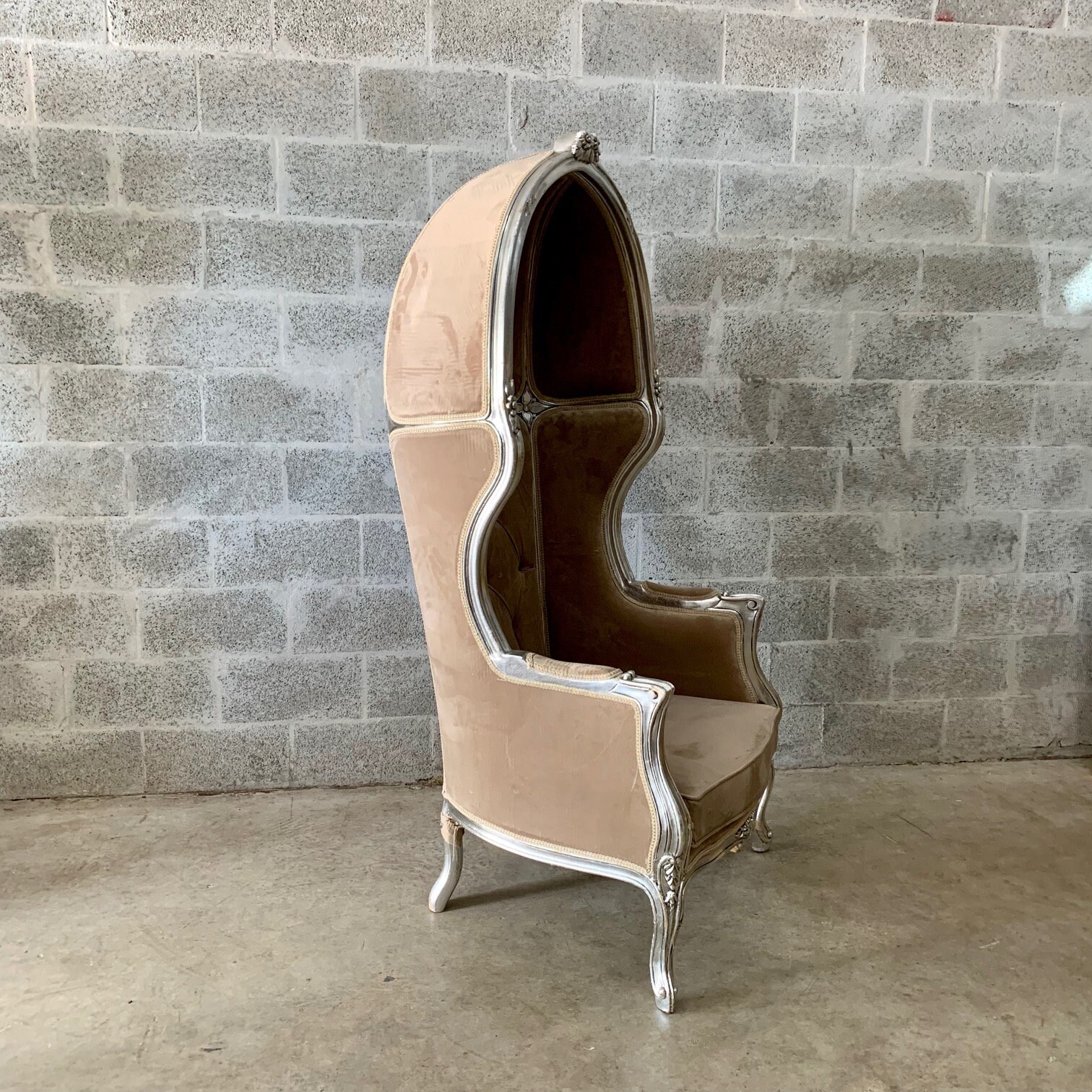 French Balloon Chair Champagne Velvet Throne Chair *1 Available High