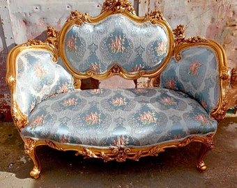 French Tufted Settee French Tufted Sofa Vintage Furniture Antique Baroque Furniture Rococo Interior Design Vintage