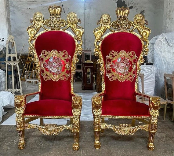 Red velvet throne hot sale