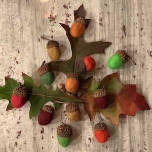 Set 12 Felted Acorns Hangers Rustic Fall Autumn Decor Country Woodland home decor bowl fillers needle felt Rustic Wedding Fall Ornaments