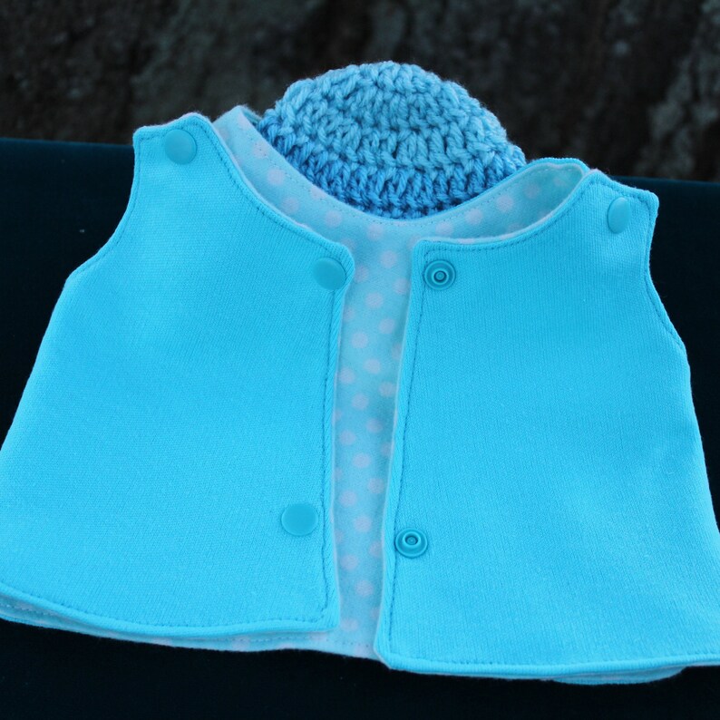 Micro premie Reversible NICU IV-Shirt and Hat.NICU hospital gown.Nicu micro preemie clothes.Micro Premie Girl Clothes.