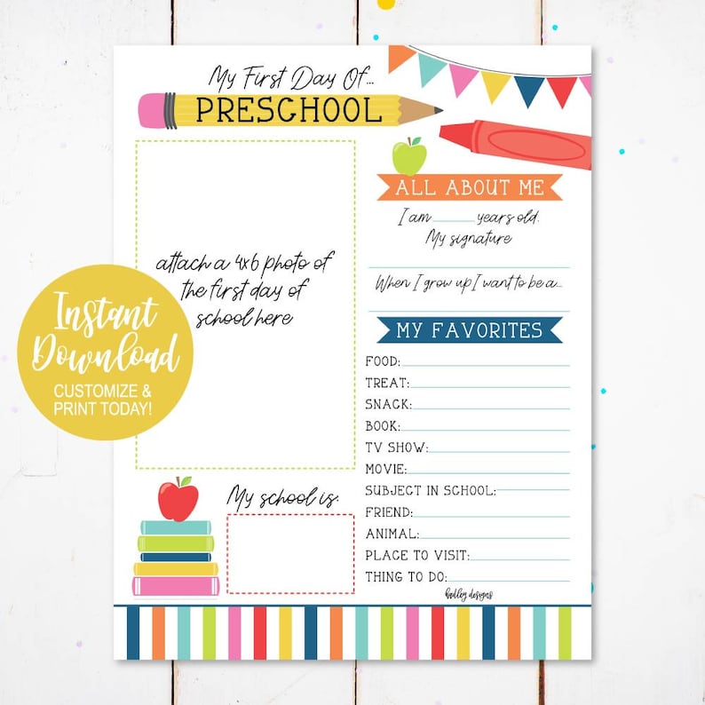 Puede incluir: Un libro de recuerdos imprimible para el primer d&iacute;a de preescolar con un dise&ntilde;o colorido. La p&aacute;gina incluye un espacio para una foto, una secci&oacute;n para que el ni&ntilde;o complete su edad y sus cosas favoritas, y una secci&oacute;n para que los padres escriban sobre el primer d&iacute;a del ni&ntilde;o en la escuela.