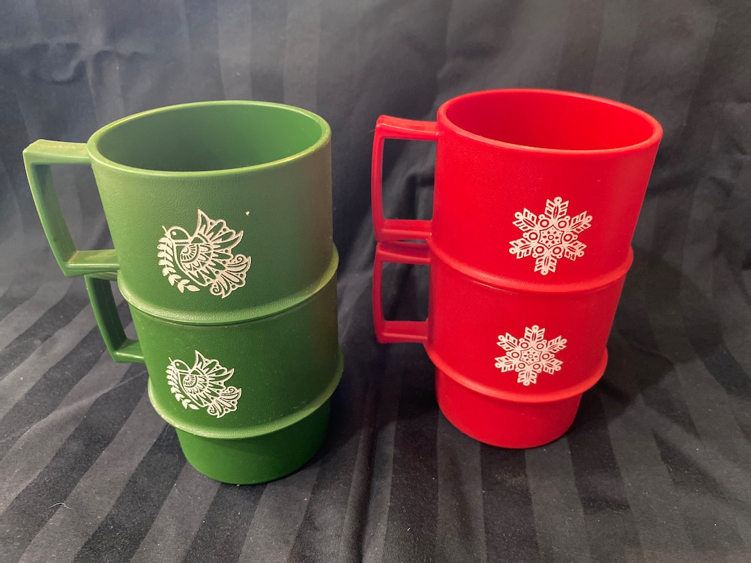 Set of 4 Vintage Tupperware Christmas Mugs, 2 Red and 2 Green Etsy