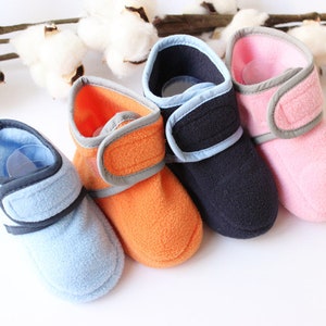 PDF Pattern cozy Infant Baby Kids shoes, Fleece fabric for baby and kids easy Instructions, baby winter shoes, boots Crib Shoes, Soft Sole,