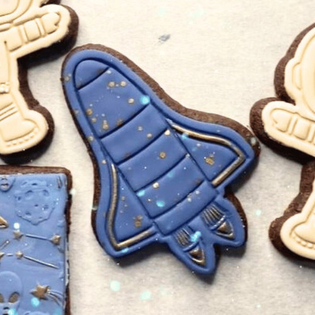 Space Shuttle / Space Rocket Cookie Cutter and Embosser Set - Etsy