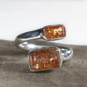 Bague double en argent 925 avec pierre de soleil arc-en-ciel et pierre précieuse orange vif