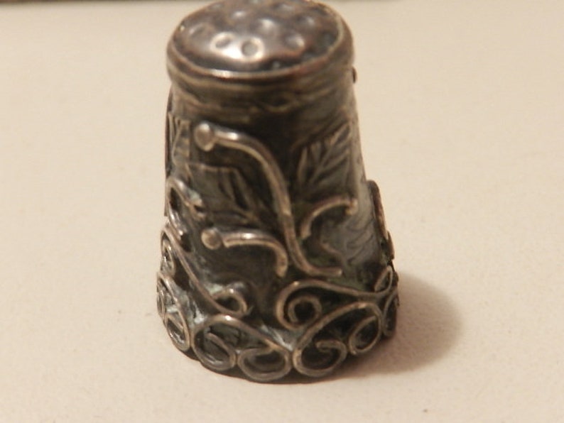 vintage sterling silver thimble marked