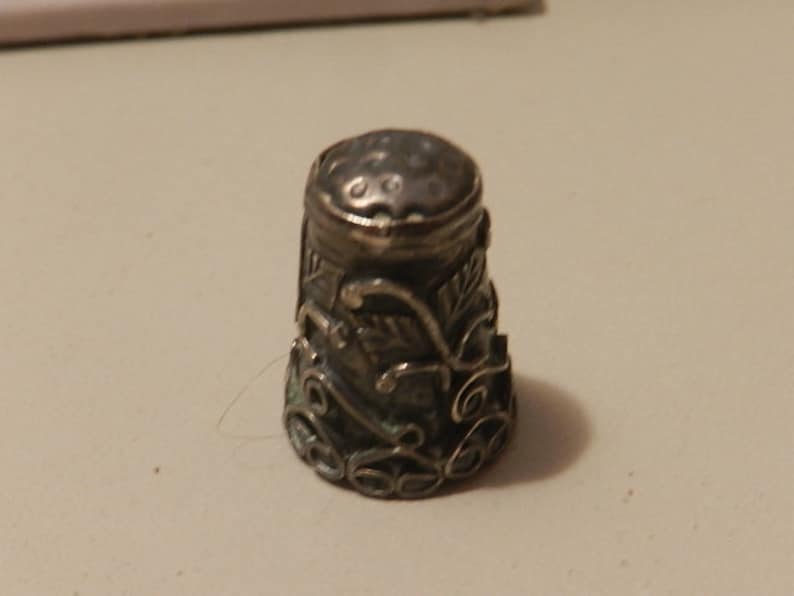 vintage sterling silver thimble marked