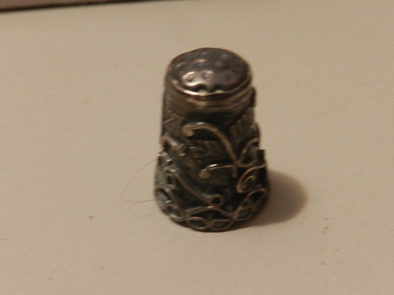 vintage sterling silver thimble marked