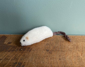 Plush catnip mouse cat toy