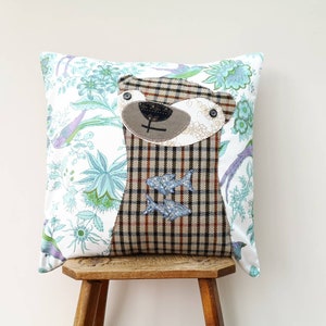 Otter cushion cover made with vintage Jonelle fabric a handmade cushion for an eclectic home image 2