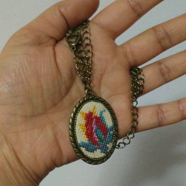 Embroidered Rose Necklace Micro Embroidery Cross Stitch Jewelry Pendant Romantic Style Girlfriend Gift Mother's Day Gift