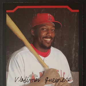 2004 Bowman Baseball Card Vladimir Guerrero #127
