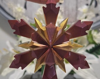 Handmade Resin Art Metallic Snowflake / Suncatcher / Christmas Ornament Holiday Decor