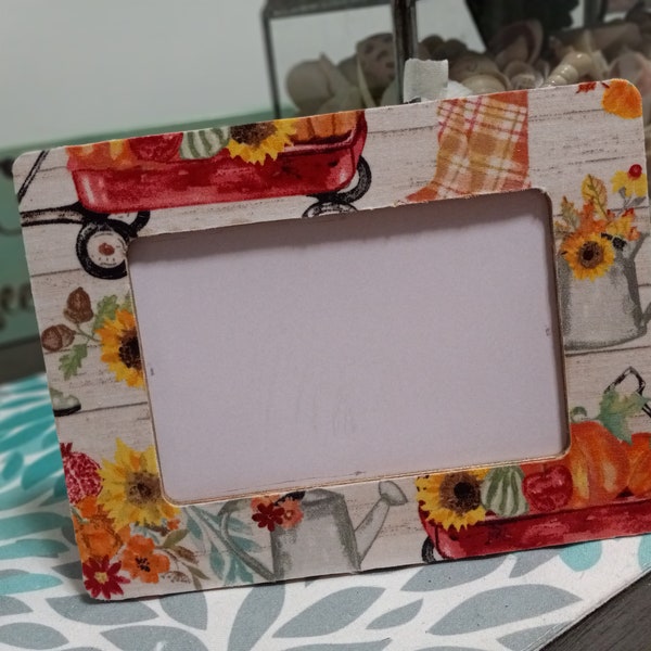 Festive Garden Fall Autumn Garden Decoupage Photo Picture Frame / Freestanding Frame / Thanksgiving Frame