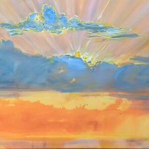 Pode incluir: Pintura abstrata de um pôr do sol. O céu apresenta nuvens azuis e brancas, com raios de luz. A parte inferior é de uma cor laranja quente, criando uma sensação de profundidade e tranquilidade. A obra evoca paz.