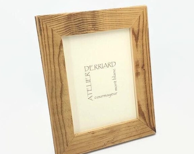 photo frame made of recycled old wood, for wall or table