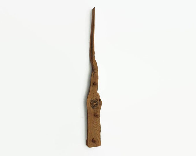 Rustic wall hanger, made of reclaimed wood with 3 hooks