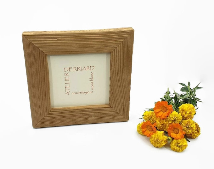 photo frame made of recycled old wood, for wall or table