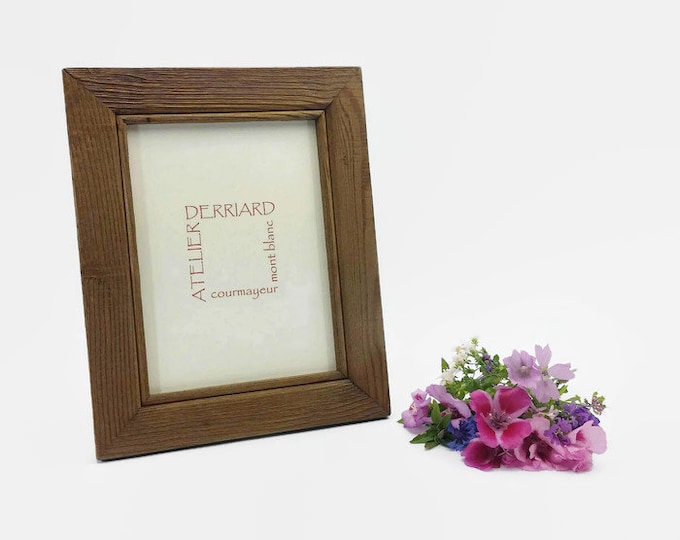 rustic frame in waxed solid wood, for table or wall