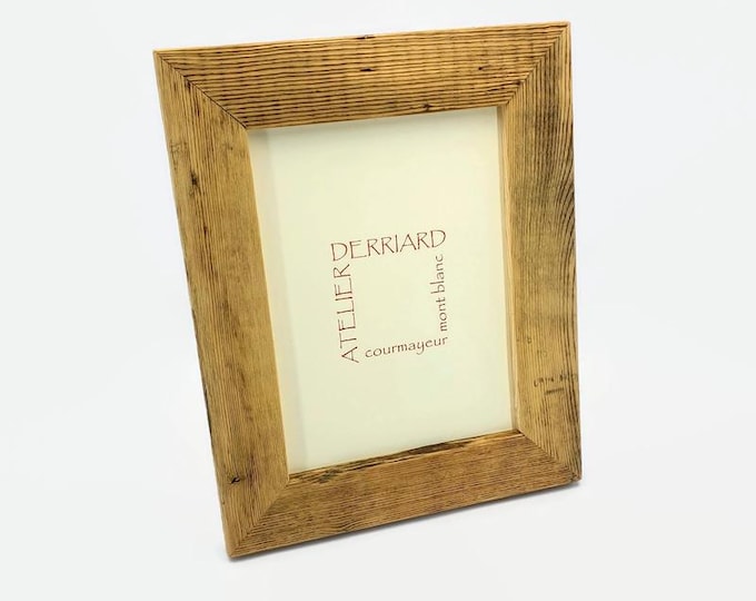 photo frame made of recycled old wood, for wall or table