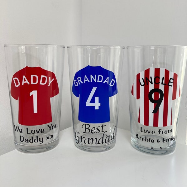 Football Pint Glass - Personalised Football Glass - Father’s Day - Birthday - Christmas Gift - Stocking Filler - personalised pint glass