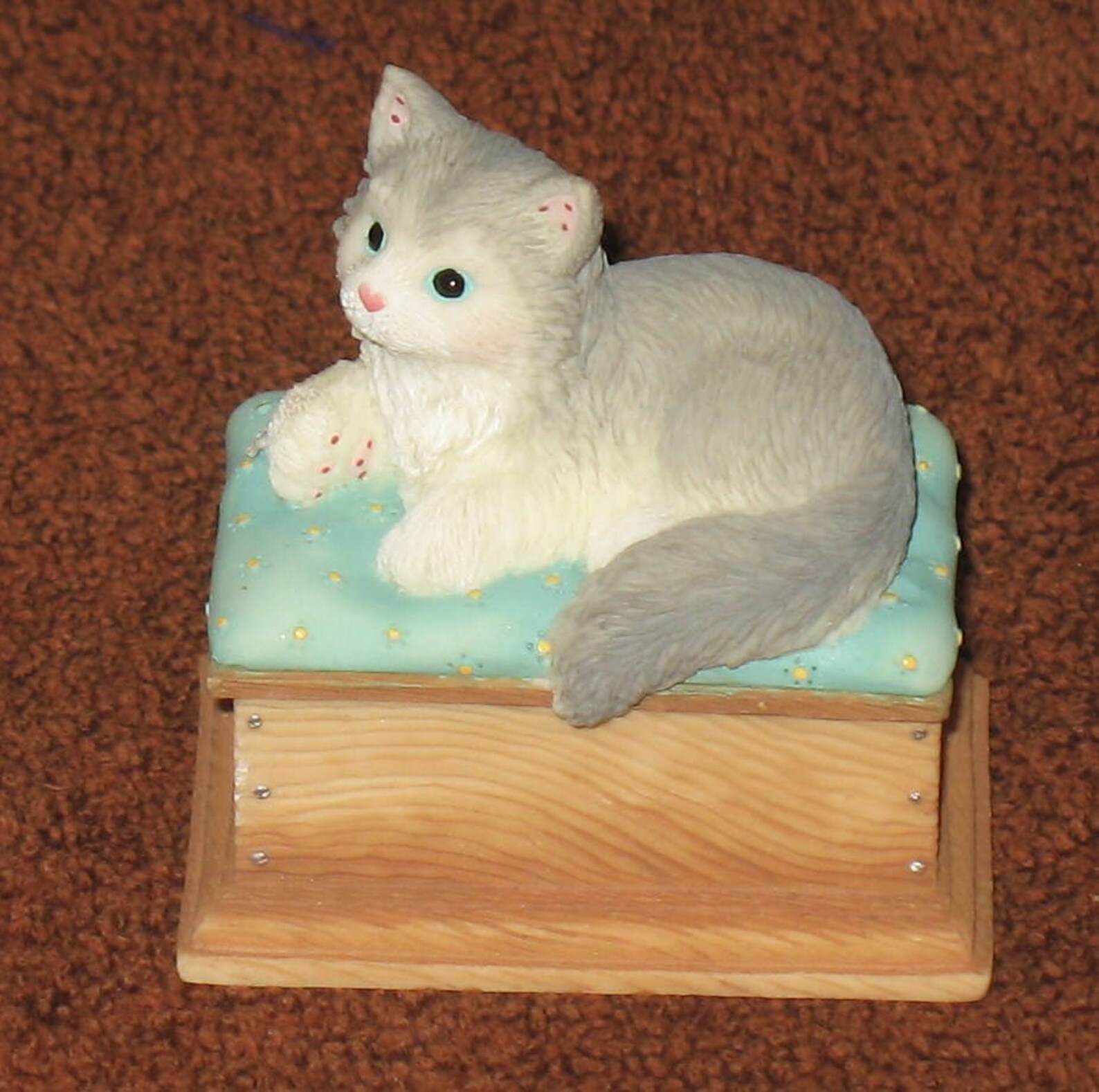 calico kitten figurines enesco