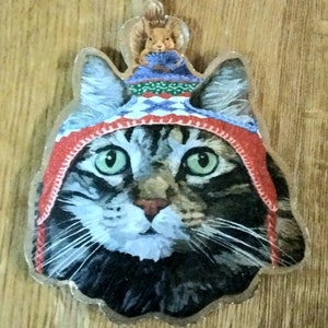 Adorable tabby cat ornament