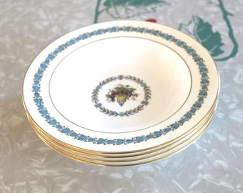 Set of 5 Elegant Wedgwood Queen's Ware Edme Small Plates – 13 Cm
