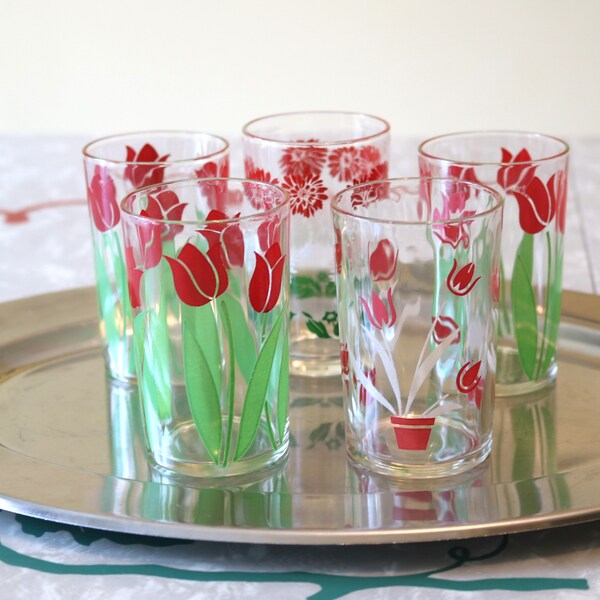 Swanky Swigs Floral Vintage Juice Glasses, Midcentury Red Juice Glassware 5-Piece Mix Match Drink Set