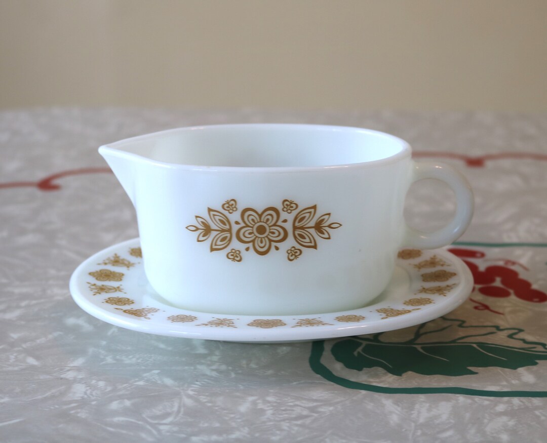 Pyrex Butterfly Gold Gravy Boat With Dish Mod Gravy Holder Etsy