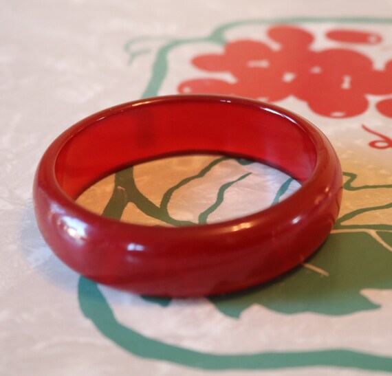 Cherry Red Chunky Bakelite Bangle, Fab Midcentury… - image 3