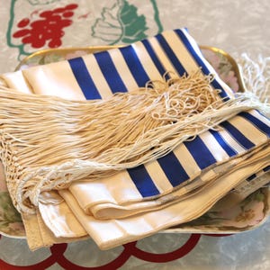 Elegant Vintage Jewish Tallit Prayer Shawl and 2 Yarmulkas with Blue Velvet Pouch