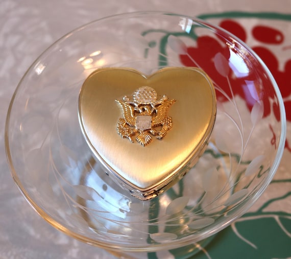 Lovely Sterling Heart Compact with Military Eagle… - image 2