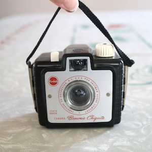 Kodak Brownie Chiquita Camara, Retro Camera Collectible