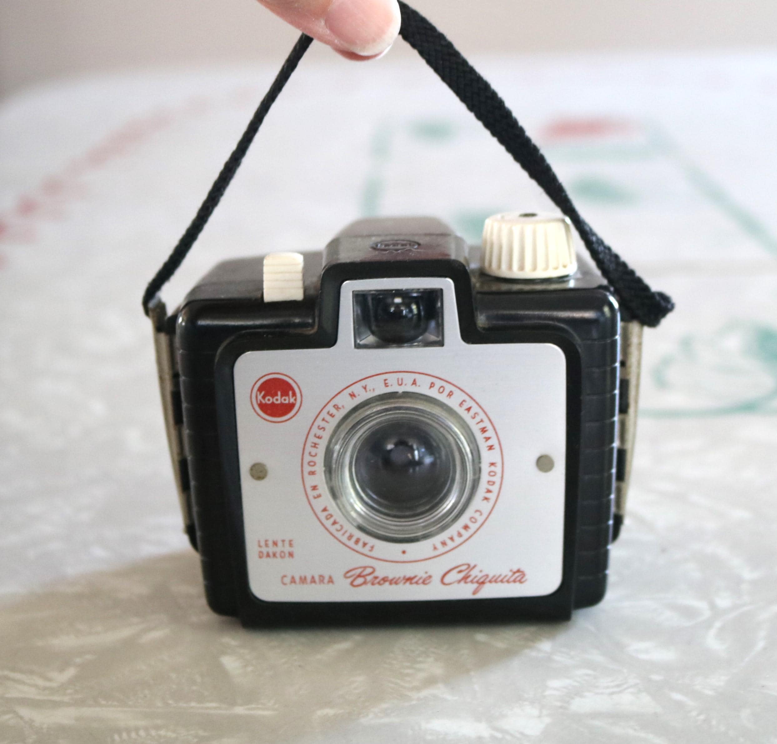 Vintage Kodak Brownie Chiquita Camera, 1950s Camera Collectible - Etsy