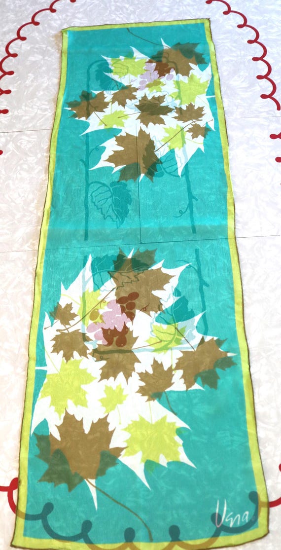 Vintage Vera Neumann Leaf Theme Scarf, 1970s Fashion Accessory