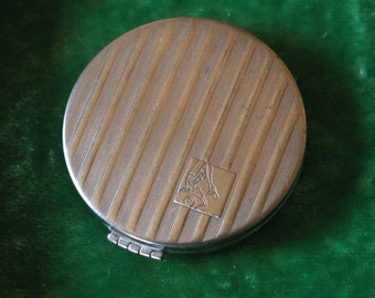 Adorable Tre Jur Vintage Compact, Fab Midcentury Womens Accessory Collectible