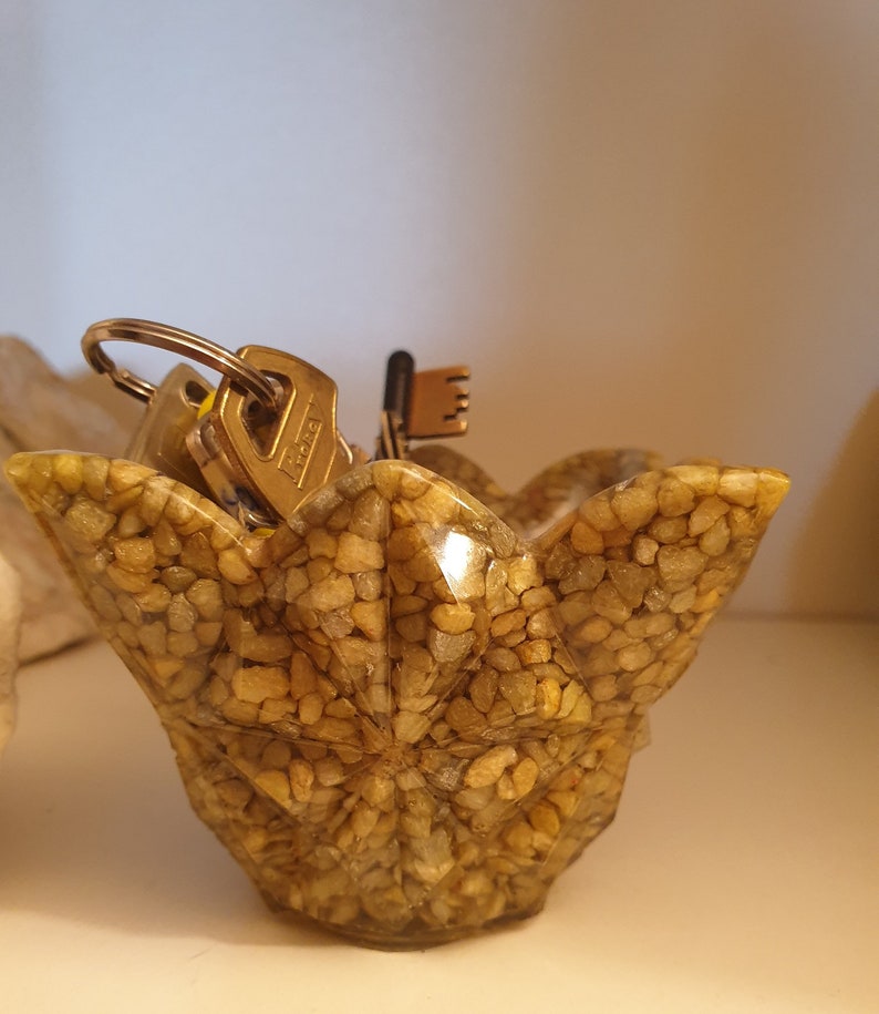 hand made Decorative container in gravel