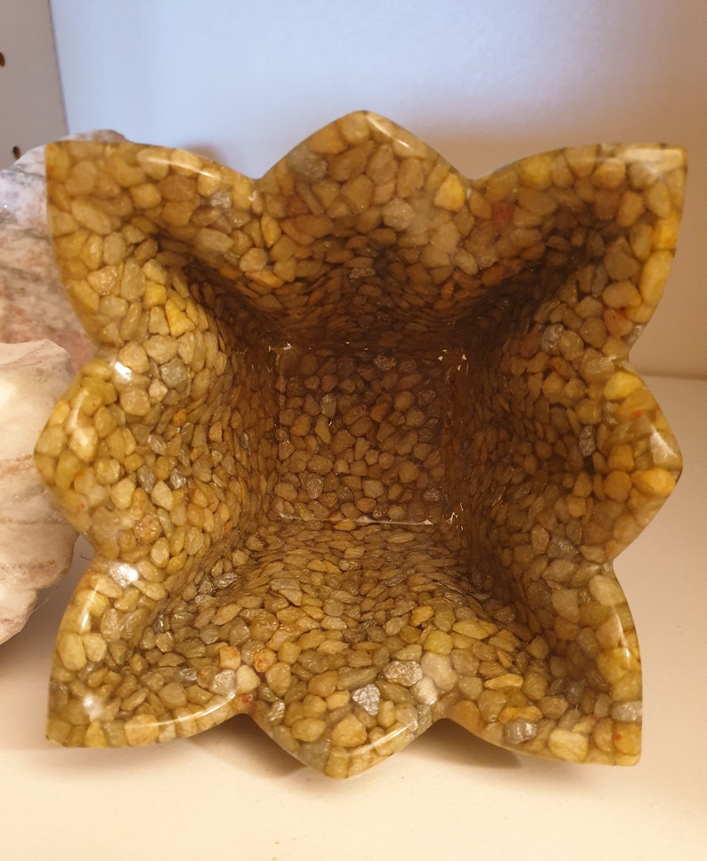 hand made Decorative container in gravel