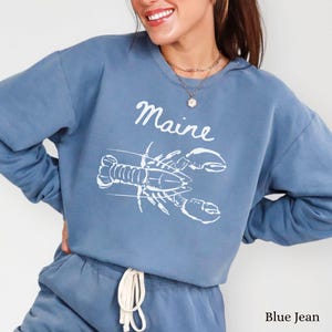 Vintage Maine Lobster Sweatshirt, Comfort Colors Fisherman Aesthetic New England Coastal Chic Crewneck Sweater Maine Lobster Sweatshirt Gift