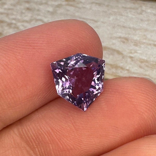 10mm Purple Amethyst, 3.23 carat Fancy Shield cut Faceted Gemstone