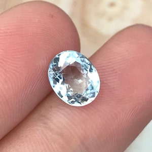 Aquamarine 1.51 carat 8.4x6.7mm Oval Cut Natural Unheated Light Blue Beryl from Brazil, Faceted Loose Wholesale Gemstone for Jewelry