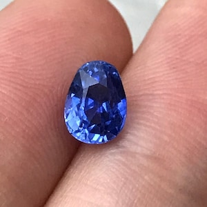 GIA Zertifizierter blauer Saphir 1.79 ct unbeheizte Eierform Natur lose schöner blauer Sri Lanka Saphir