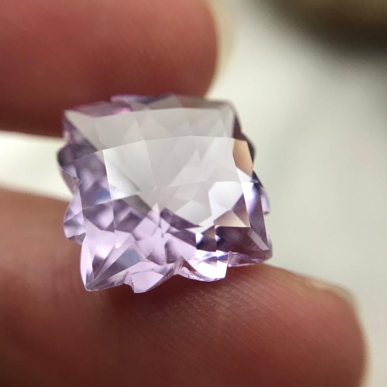 Fancy Cut Lavender Quartz/Amethyst, 9 Carat, 13.5mm, Snowflake Cushion cut, February Birthstone image 5