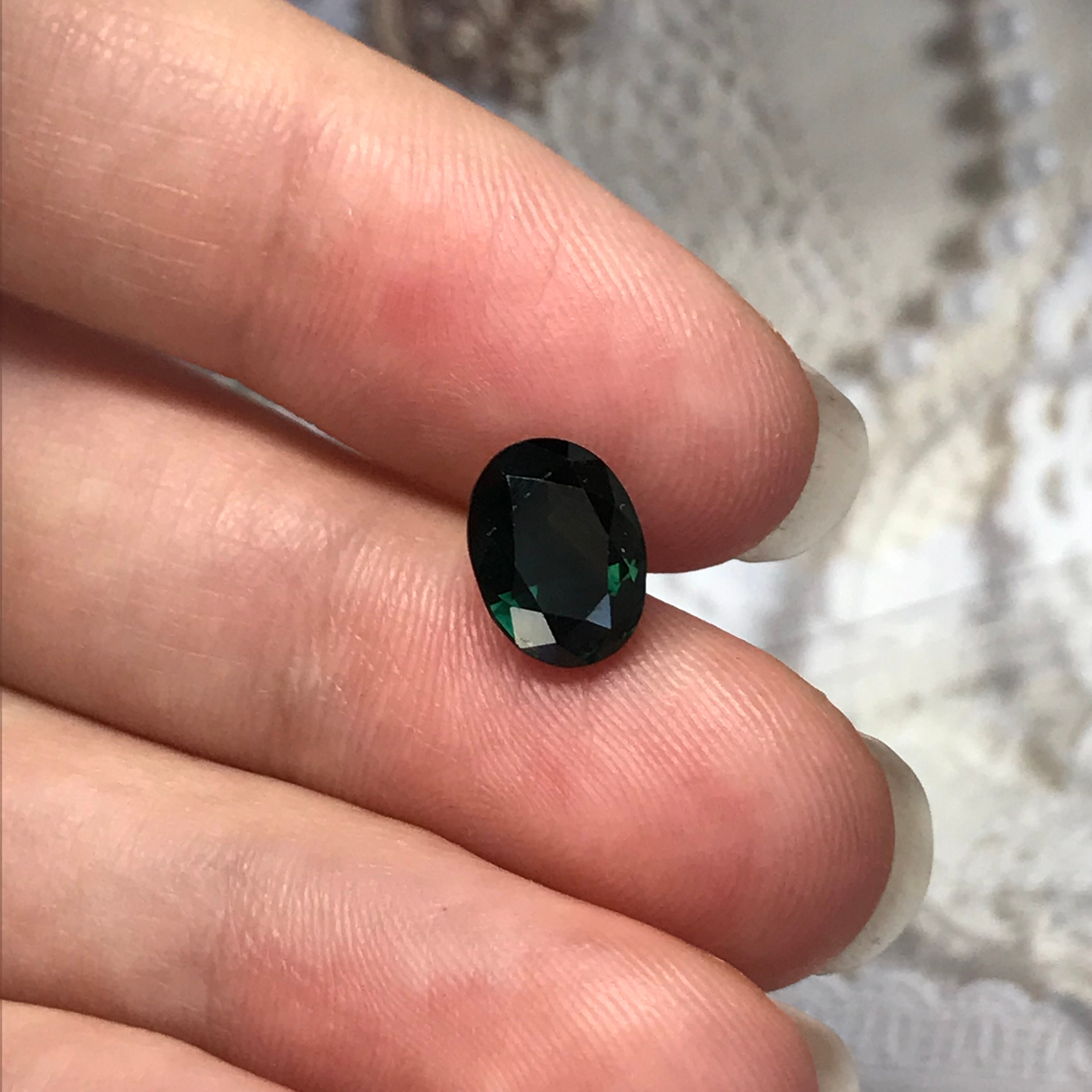 Certified 15.95 Carat Natural Light Green Sapphire Oval Shape Green Color Sapphire Loose Gemstone Free Shipping worldwide A